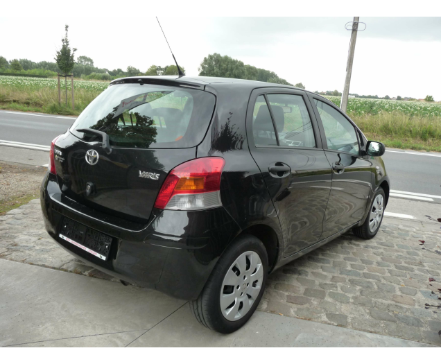 Toyota Yaris 1.33i VVT-i Luna !!!! 55.000 km !!!!!! AIRCO !! Autohandel Eddy Vanderhaeghen