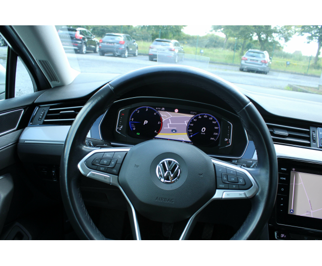 Volkswagen Passat Variant 1.6 TDI BUSINESS DSG CAMERA NAVI TREKHAAK HEAD UP Christian Cars