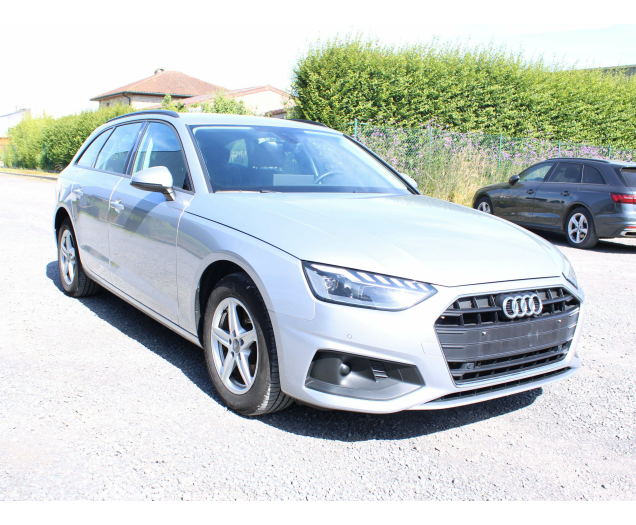 Audi A4 30 TDI  ADAPTIVE CRUISE CAMERA COCKPIT  DODEHOEK Christian Cars