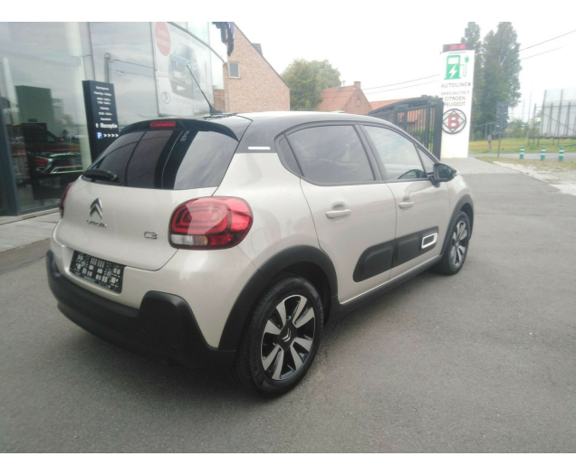 Citroen C3 1.2i PureTech Shine S AutoLinck - De link voor Uw wagen!