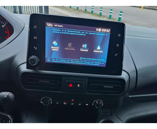 Peugeot  Partner Premium L1 AutoLinck - De link voor Uw wagen!