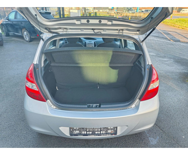 Hyundai i20 Comfort AutoLinck - De link voor Uw wagen!