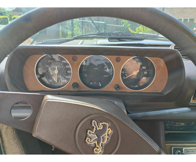 Peugeot 504  AutoLinck - De link voor Uw wagen!