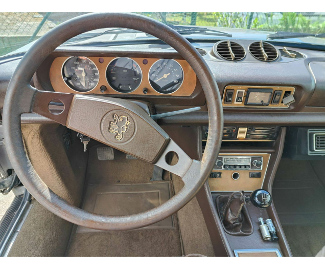 Peugeot 504  AutoLinck - De link voor Uw wagen!