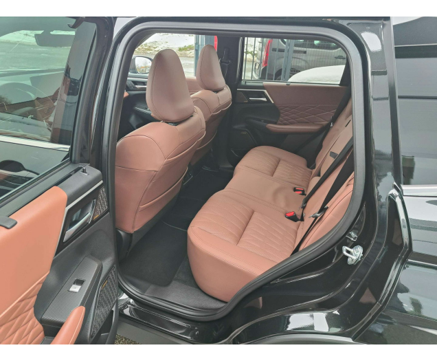 Mitsubishi Outlander INSTYLE + AutoLinck - De link voor Uw wagen!