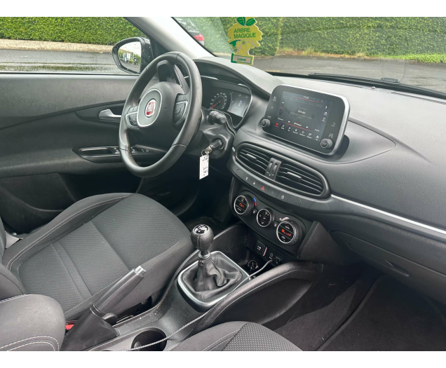 Fiat Tipo 1.6 MultiJet lounge navi camera Autohandel Moreno