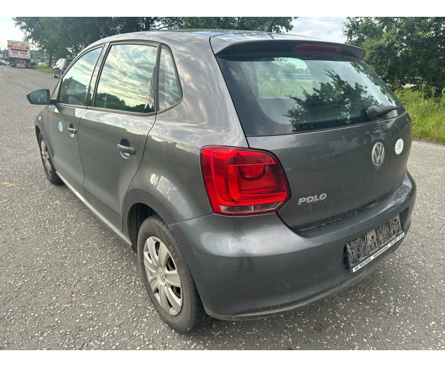 Volkswagen Polo 1.2 Comfortline Autohandel Moreno