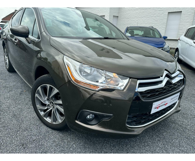 Citroen DS4 VTi 120 Chic navi leder 12Maanden waarborg Autohandel Moreno