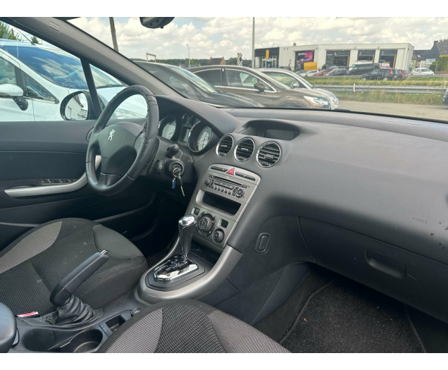 Peugeot 308 120 VTi Automatik Sport Autohandel Moreno