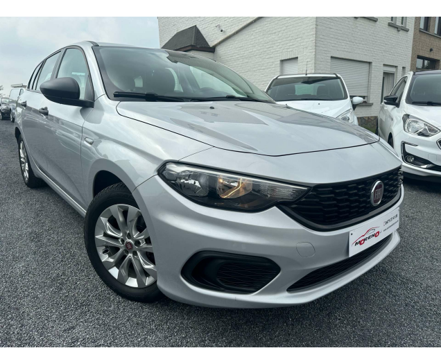 Fiat Tipo Kombi 1.4 16V Lounge navi 12 Maanden waarborg Autohandel Moreno