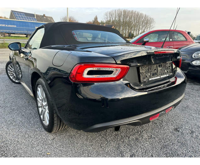 Fiat 124 Spider 1.4 Multiair 12 Maanden waarborg  6000 KM Autohandel Moreno