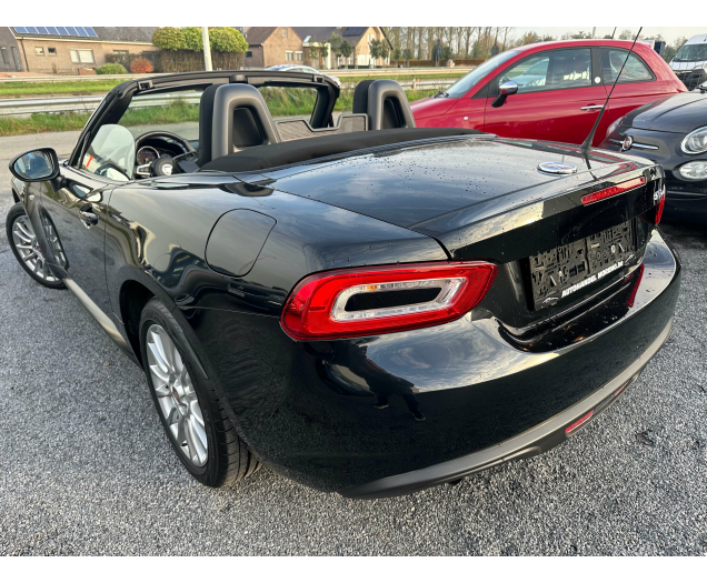 Fiat 124 Spider 1.4 Multiair 12 Maanden waarborg  6000 KM Autohandel Moreno