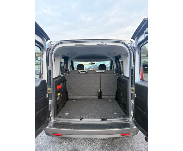 Fiat Doblo Doblo 1.6 d applecapplay camera 5 zit lichtevracht Autohandel Moreno