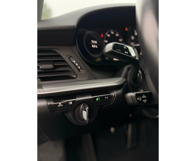 Porsche 992 911 Carrera PDK sportuitlaat swheels 12 M waarborg Autohandel Moreno