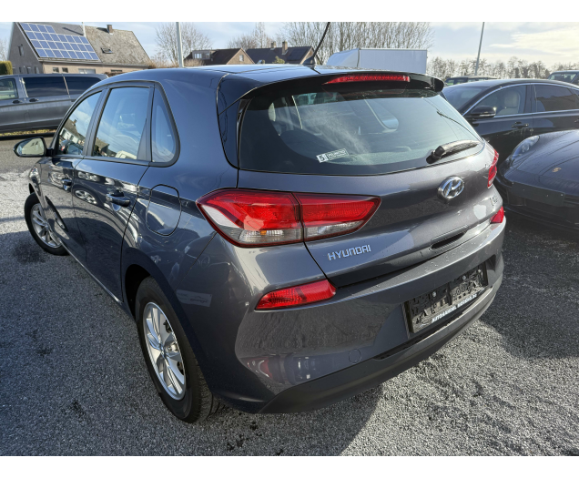 Hyundai i30 i30 1.6 CRDi U2 Comfort Autohandel Moreno