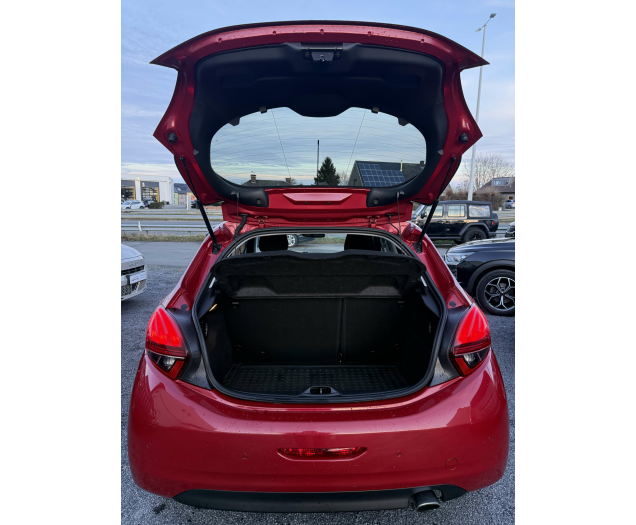 Peugeot 208 208 1.2 PureTech GT Line 12 m waarborg Autohandel Moreno
