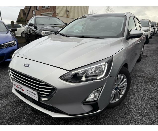Ford Focus Focus 1.0 hybrid panodak 12 Maanden waarborg Autohandel Moreno