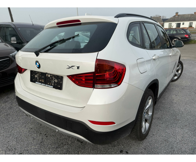 BMW X1 X1 2.0 dA xDrive20 12 m waarborg panodak Autohandel Moreno