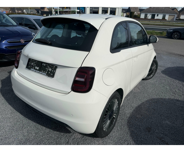 Fiat 500e applecarplay 12 maanden waarborg Autohandel Moreno