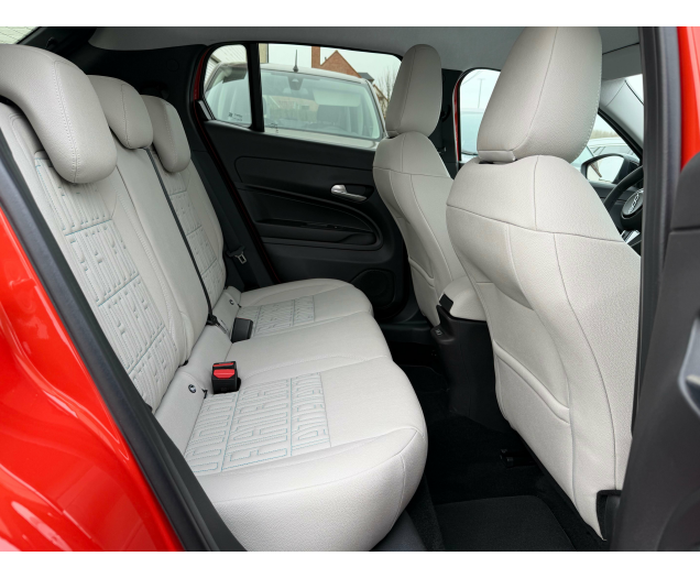 Fiat 600 e-600 62 kWh La Prima 12 Maanden waarborg Autohandel Moreno