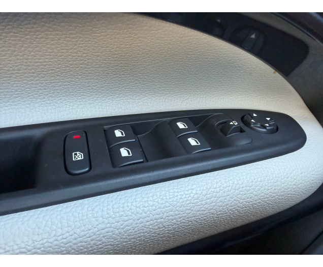 Fiat 600 e-600 54 kWh La Prima 12 Maanden waarborg Autohandel Moreno