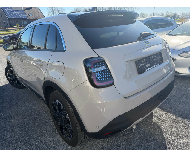 Fiat 600 e-600 54 kWh La Prima 12 Maanden waarborg Autohandel Moreno