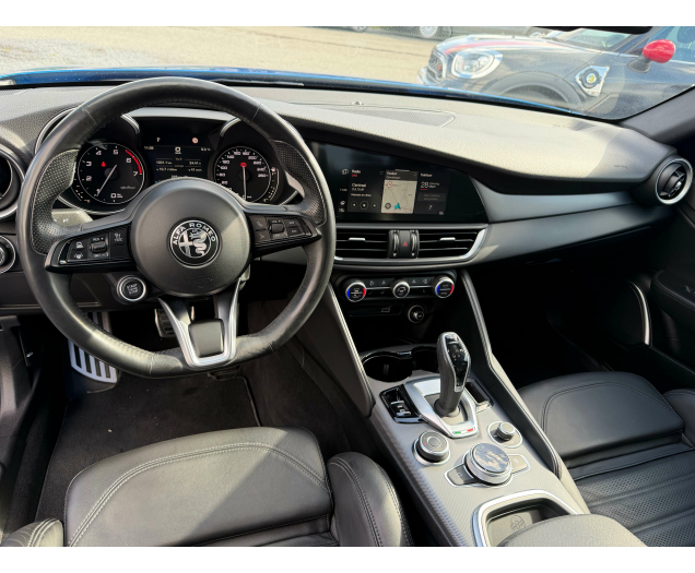 Alfa Romeo Giulia Giulia 2.0 T AWD Veloce 12 maanden waarborg Autohandel Moreno