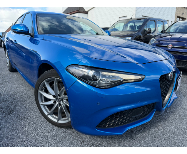 Alfa Romeo Giulia Giulia 2.0 T AWD Veloce 12 maanden waarborg Autohandel Moreno