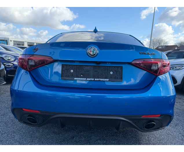 Alfa Romeo Giulia Giulia 2.0 T AWD Veloce 12 maanden waarborg Autohandel Moreno