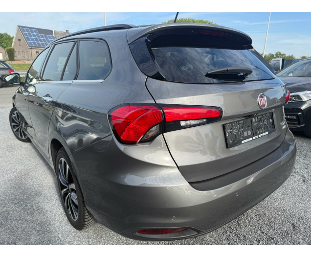 Fiat Tipo Tipo SW 1.4 Turbo Lounge 12 Maanden waarborg Autohandel Moreno