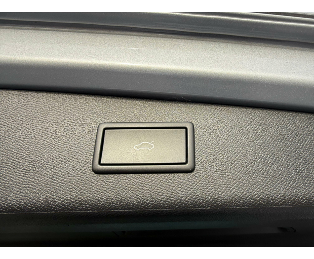 SEAT Leon Leon ST e-Hybrid 1.0 Xcellence DSG 12 Maanden waarborg Autohandel Moreno