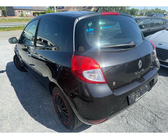 Renault Clio Clio 1.2i Authentique airco 12 Maanden waarborg Autohandel Moreno