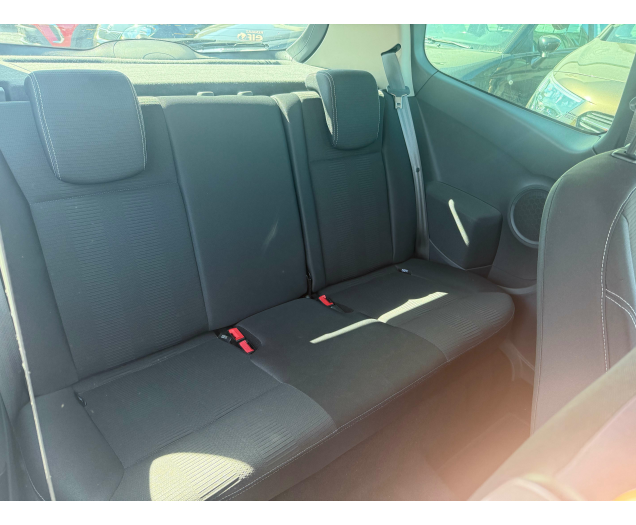 Renault Clio Clio 1.2i Authentique airco 12 Maanden waarborg Autohandel Moreno