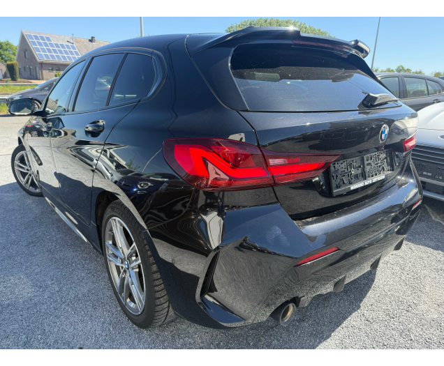 BMW 118 118iA M pack automaat 12 Maanden waarborg Autohandel Moreno