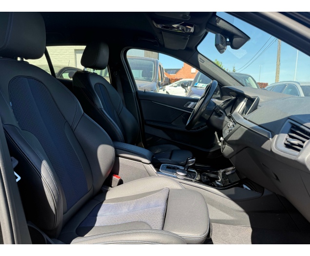 BMW 118 118iA M pack automaat 12 Maanden waarborg Autohandel Moreno