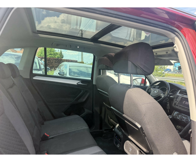 Volkswagen Tiguan Tiguan 2.0 TDi Comfortline panodak Autohandel Moreno