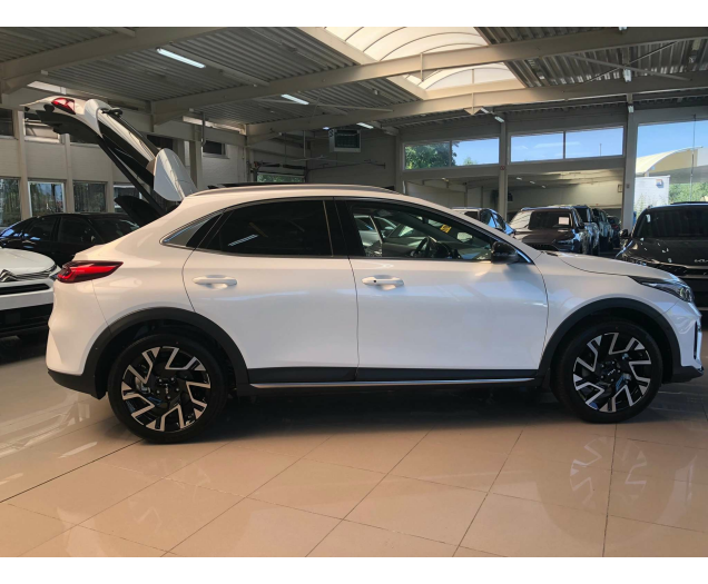 Kia XCeed 1.6i PHEV HYBRIDE - NIEUW - LEDER/OD FULL OPTION!! AMB Gent