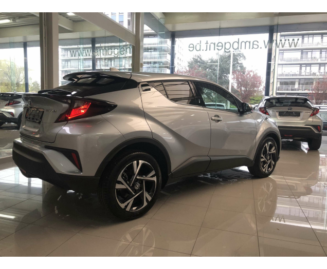 Toyota C-HR 1.8i HYBRIDE AUTOMAAT - NIEUW - 10 JR WAARBORG ! AMB Gent