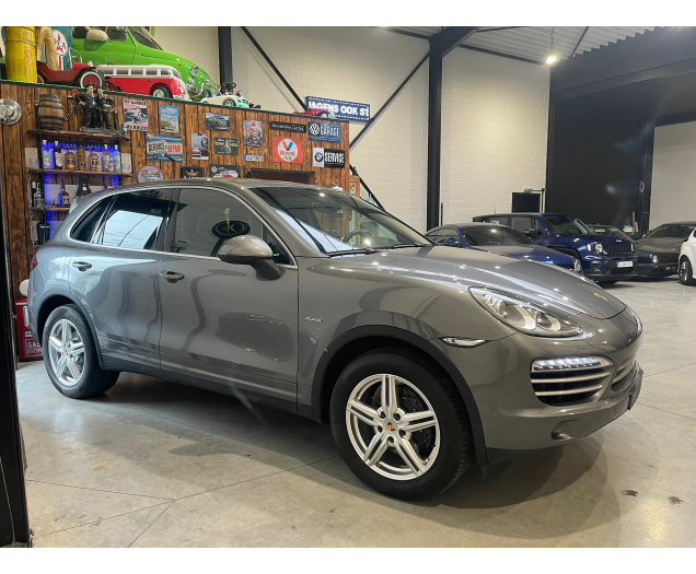 Porsche CAYENNE  Autohandel Robby