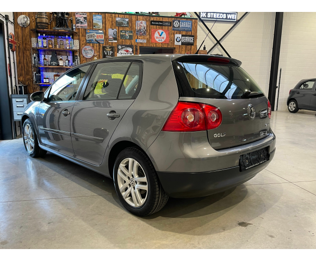 Volkswagen GOLF SW 5 Autohandel Robby