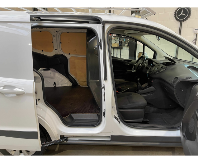 Ford TRANSIT COURIER  Autohandel Robby