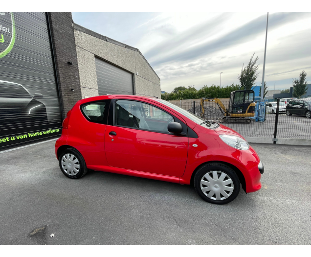 Peugeot 107  Autohandel Robby