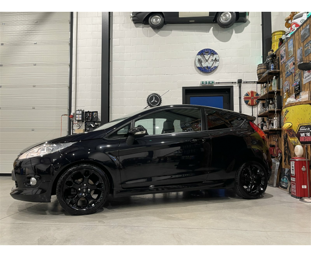 Ford FIESTA  Autohandel Robby