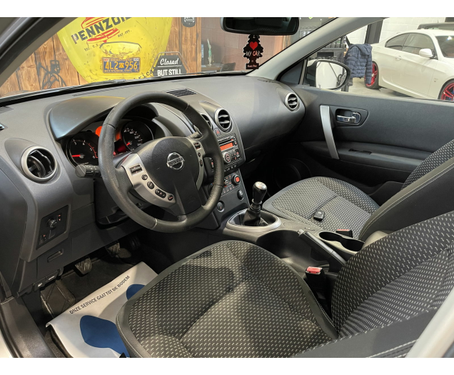 Nissan QASHQAI  Autohandel Robby
