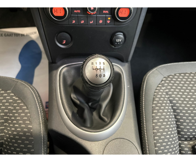 Nissan QASHQAI  Autohandel Robby