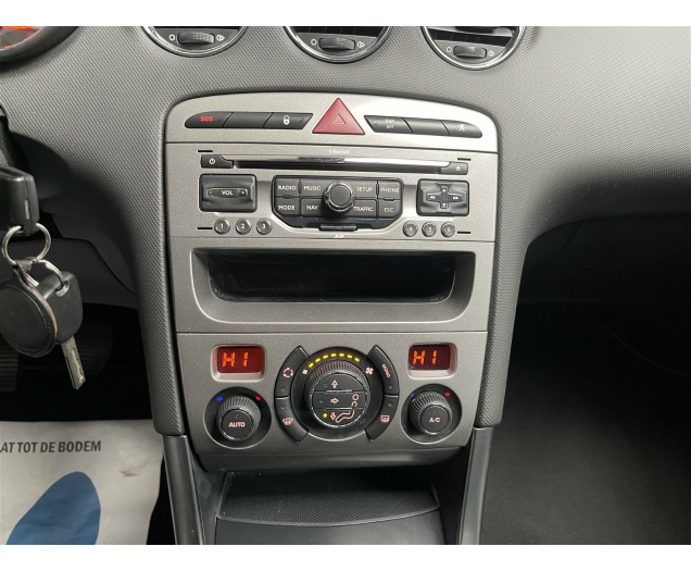 Peugeot 308  Autohandel Robby