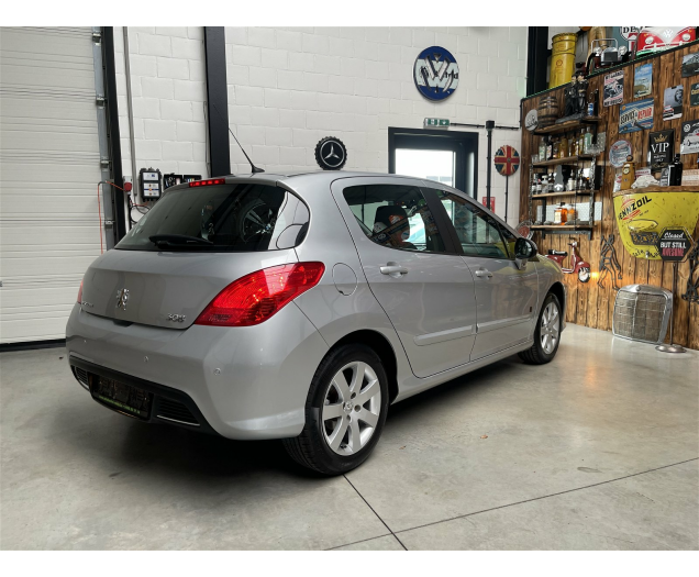Peugeot 308  Autohandel Robby