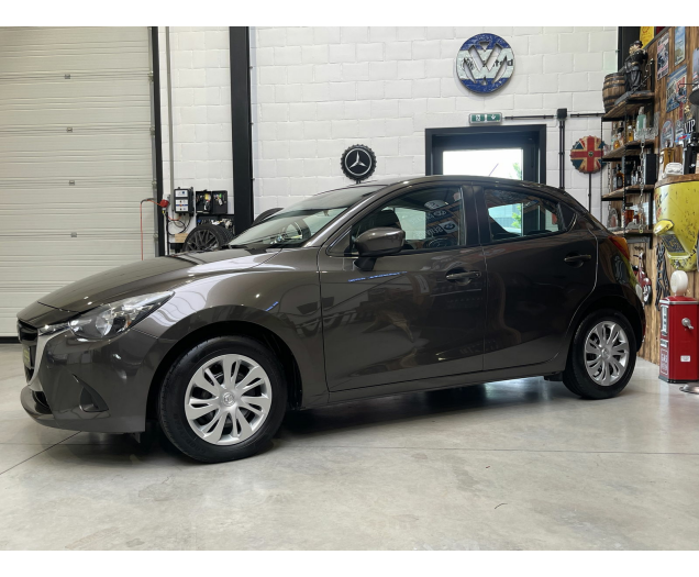 Mazda 2  Autohandel Robby