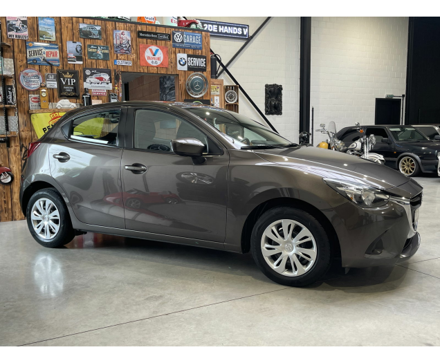 Mazda 2  Autohandel Robby