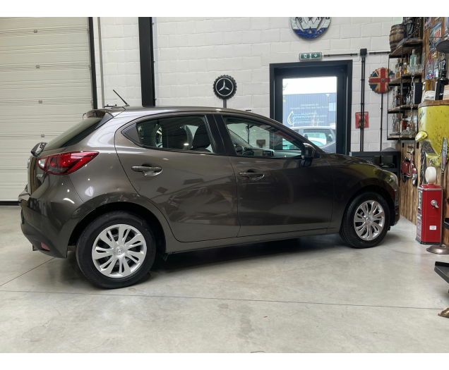 Mazda 2  Autohandel Robby